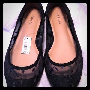 Black Lace Flats